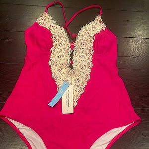 NWT, Cupshe, bright pink, size Large